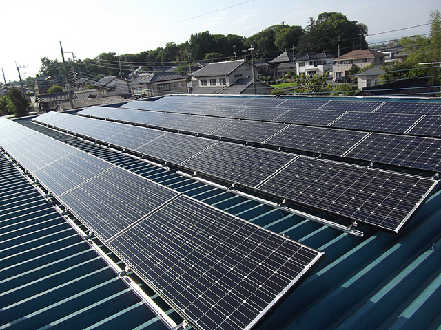 群馬県邑楽郡邑楽町 野立ての太陽光発電を設置